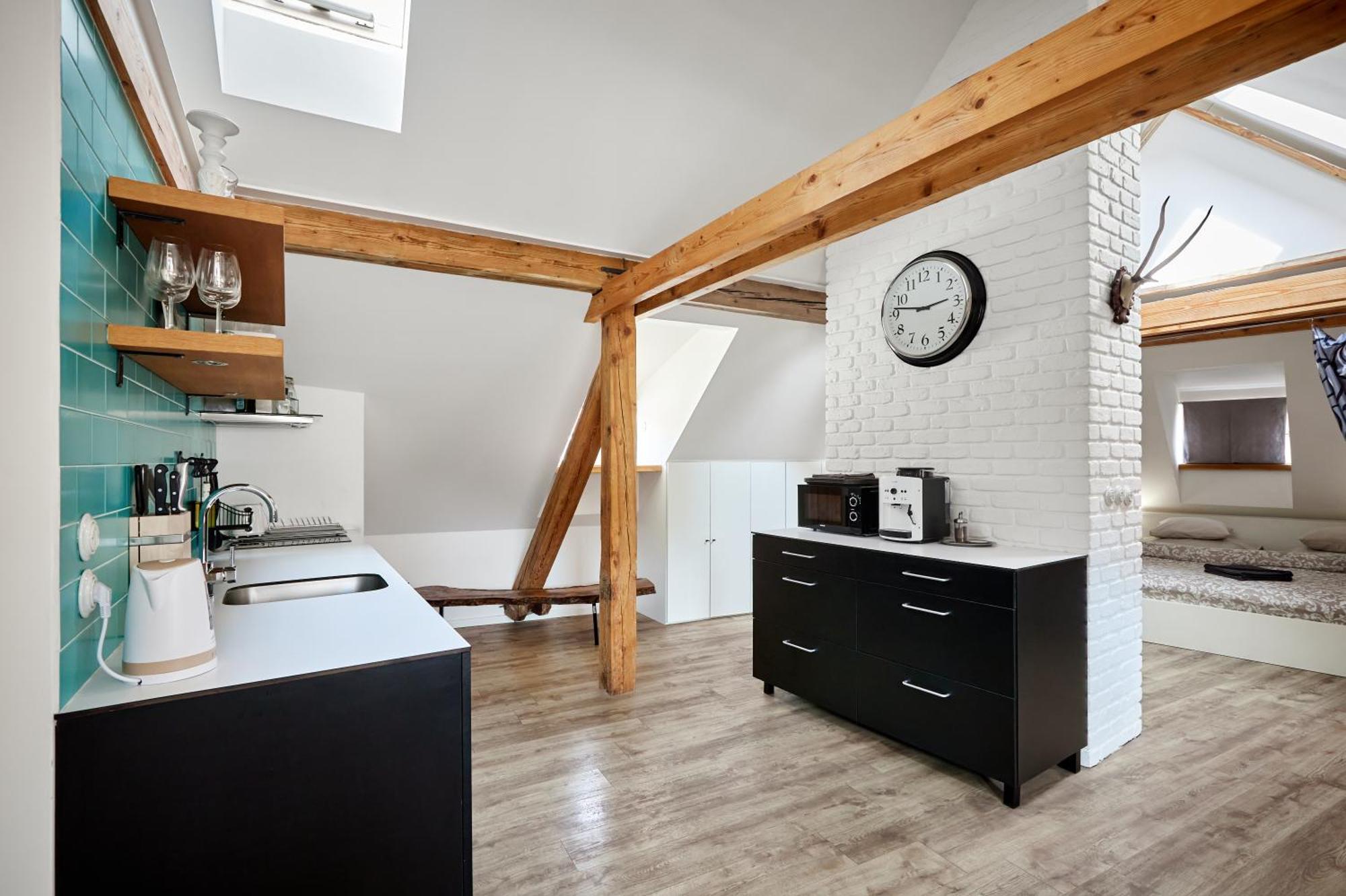 At The Blue Lion & Parking Assistance Apartment Praha Bagian luar foto