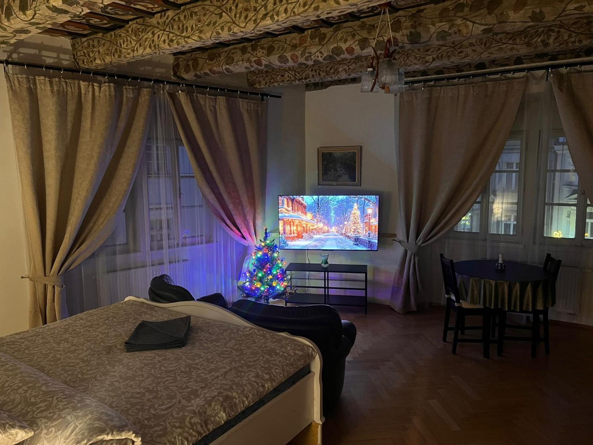 At The Blue Lion & Parking Assistance Apartment Praha Bagian luar foto